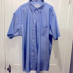 Roundtree and Yorke short sleeve dress shirt